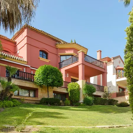 Vila Exclusive 6 En Bedroom - Nagueeles Marbella